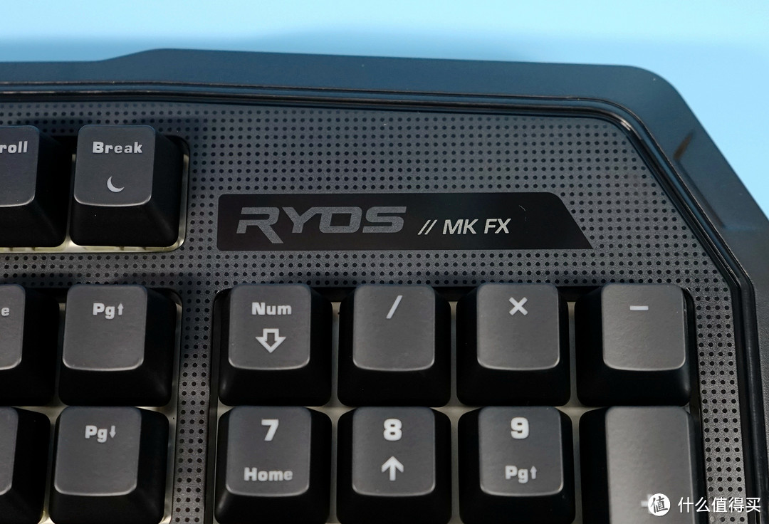 ROCCAT 冰豹 Ryos MK FX 茶轴键盘 开箱小测