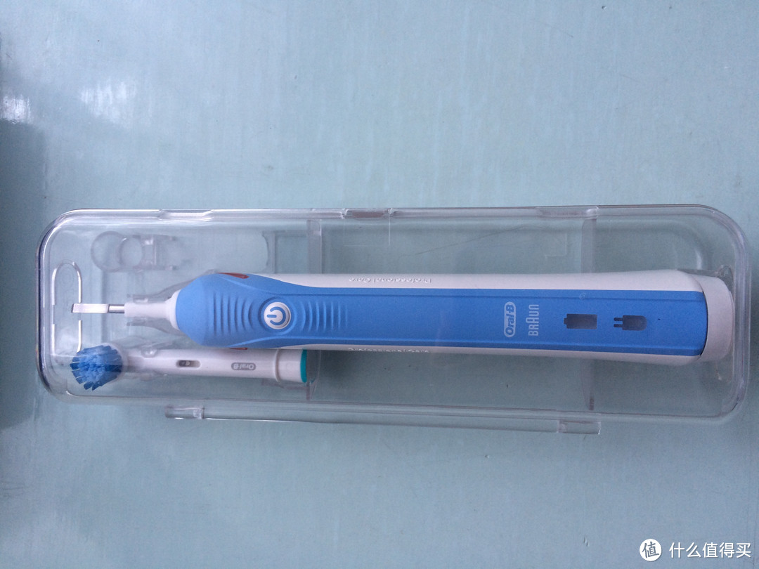 618牙膏牙刷屯两年系列： Oral-B 欧乐-B pro2000 电动牙刷 全套马杀鸡