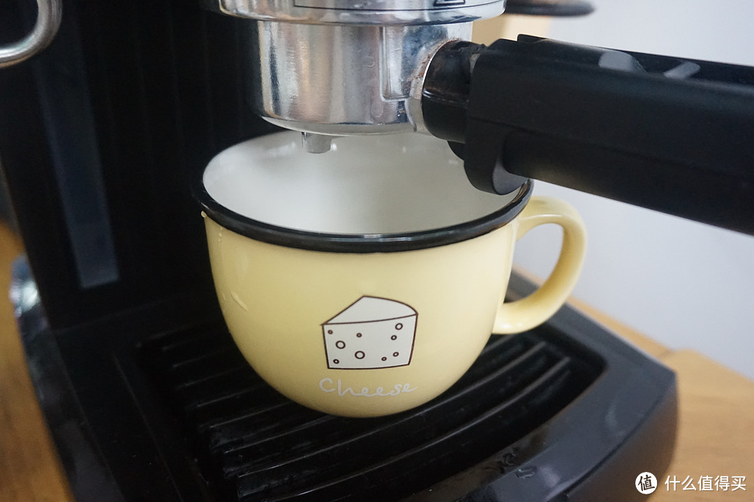 日常咖啡小帮手 — Delonghi 德龙 EC146.B 泵压式咖啡机 简评