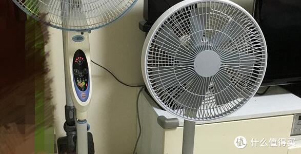 # 备受争议的外观设计:MI 小米 智米 直流变频电