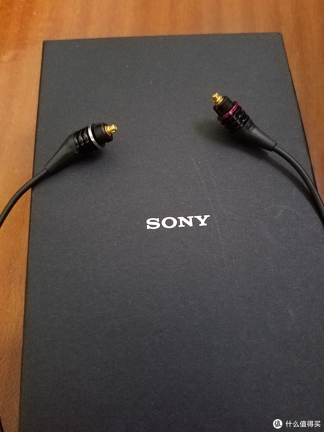 索尼大法好 — SONY 索尼 XBA-300AP 三单元动铁耳机 开箱及换线感受