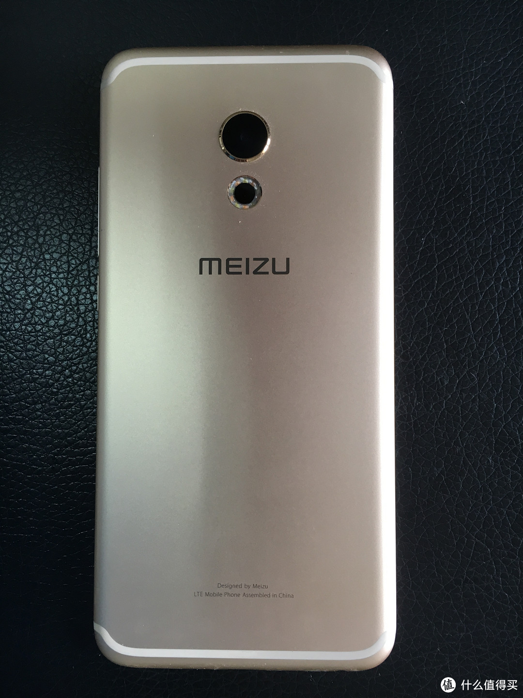 一部靠颜值和手感的手机：MEIZU 魅族 Pro6 智能手机