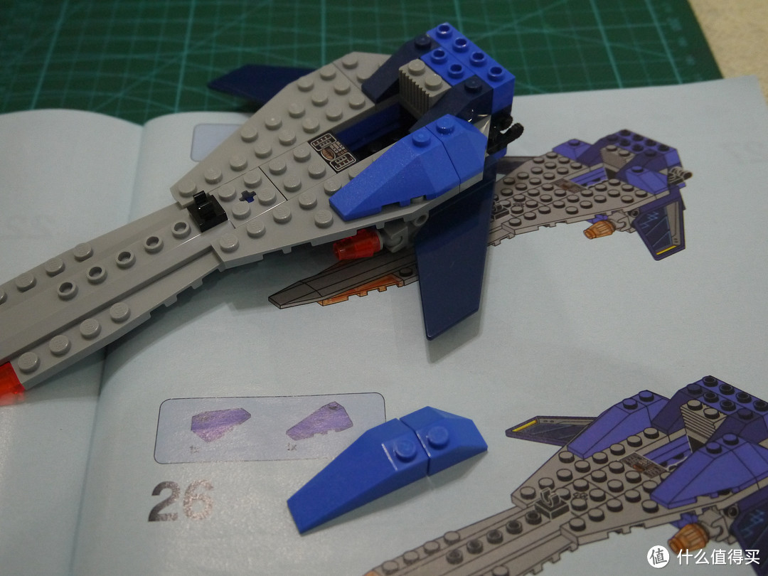 创意无限——LEGO 乐高 未来骑士团系列 克雷的圣剑合体战车评测