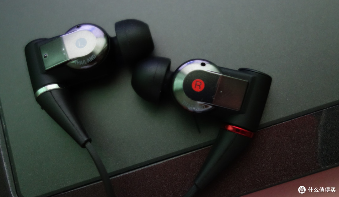 为大法充值信仰——SONY 索尼 XBA-A2 圈铁结合 耳机 开箱