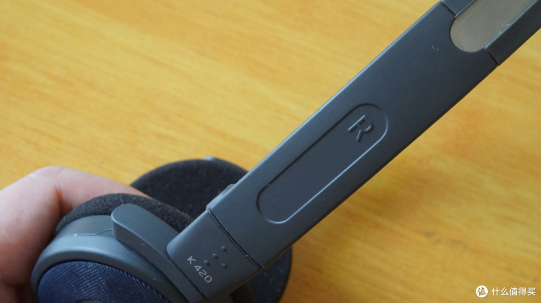 玄学产品 — AKG 爱科技 K420 耳机 开箱评测