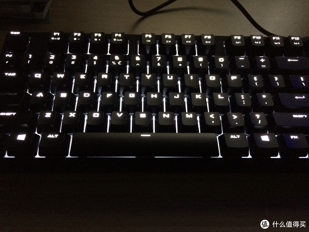 没错我就是跟风狗 — CoolerMaster 酷冷至尊 极光 茶轴 游戏机械键盘 开箱