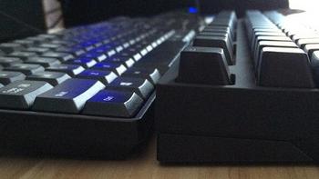 没错我就是跟风狗 — CoolerMaster 酷冷至尊 极光 茶轴 游戏机械键盘 开箱