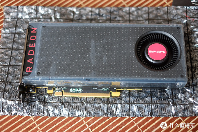 Sapphire 蓝宝石 rx480 显卡 开箱+对比微星1070 gaming x