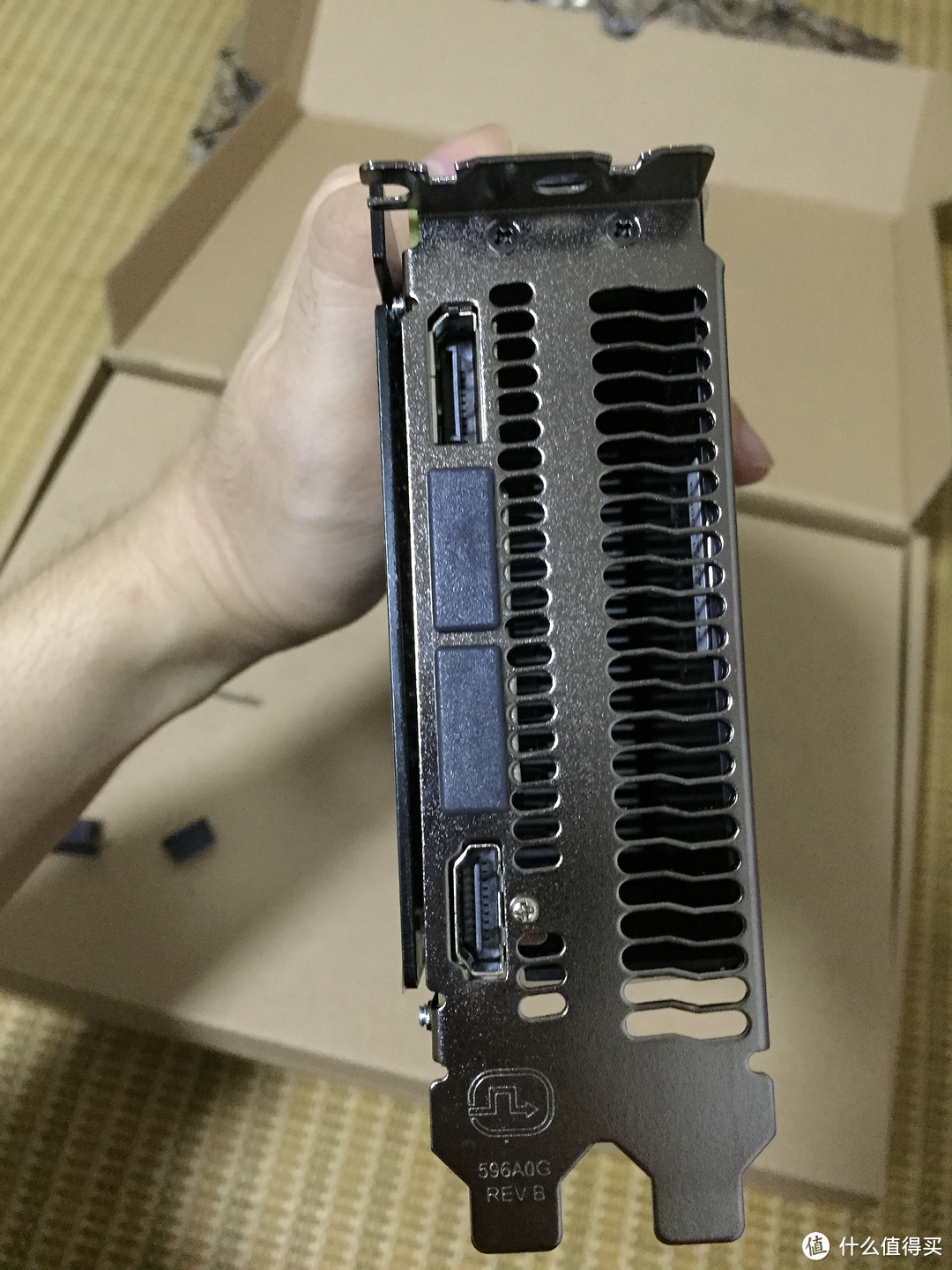 XFX 讯景 RX 480 8G版 黑狼 显卡 开箱