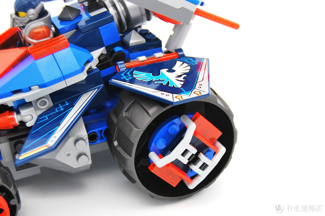 给我NEXO能量吧！——LEGO乐高“未来骑士团”克雷的圣剑合体战车评测