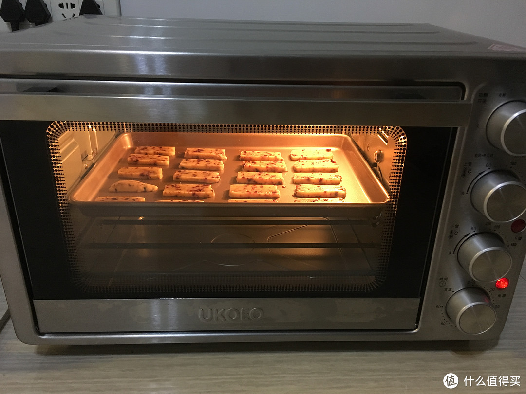 入门烘焙的性价比之选：UKOEO HBD-3502 电烤箱