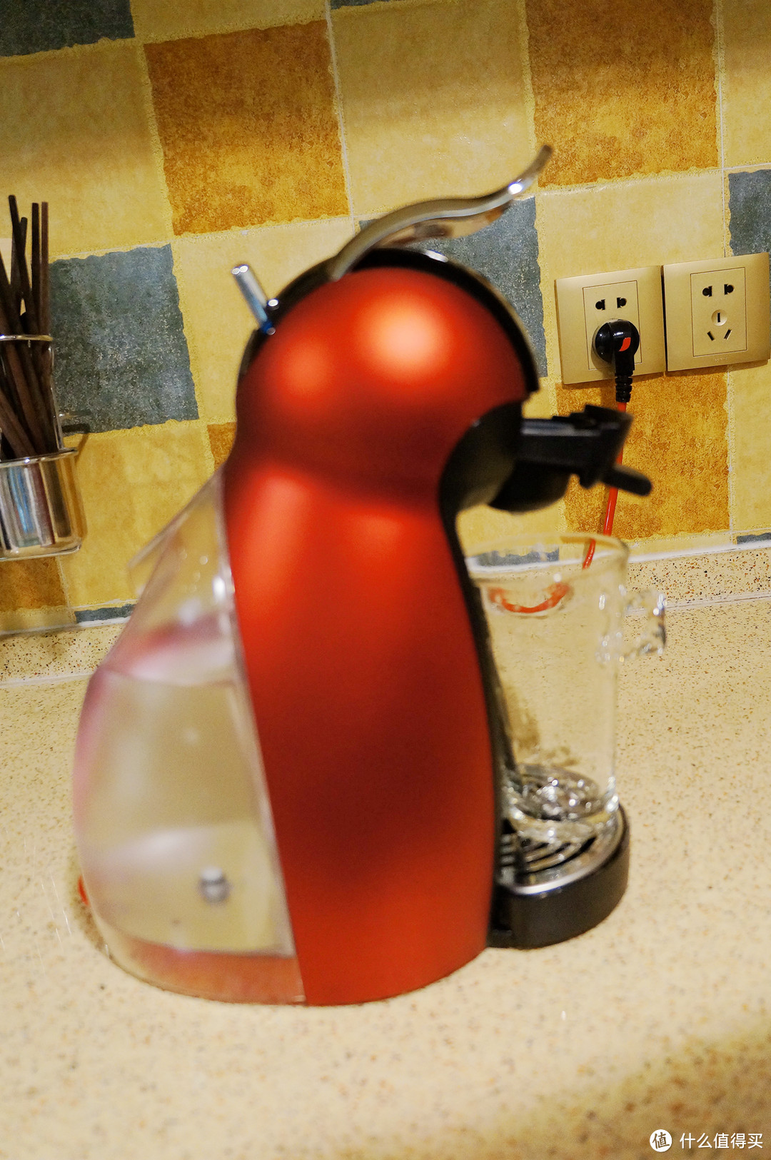 DOLCE GUSTO 雀巢花式胶囊咖啡机 开箱以及首次使用流程演示