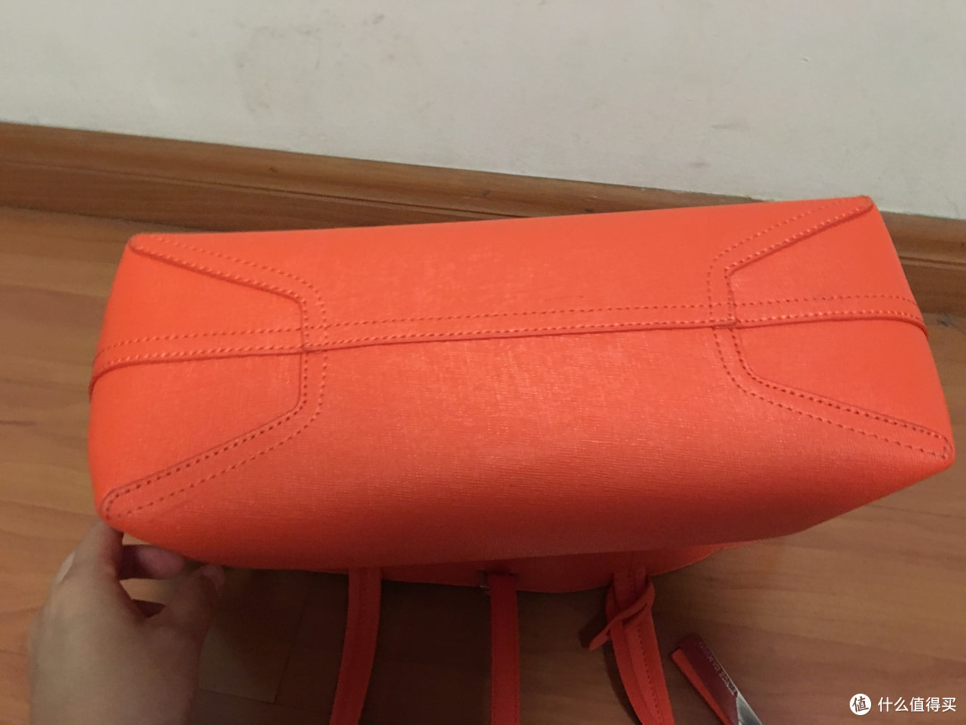 VINCE CAMUTO Leila Small 女士手提包