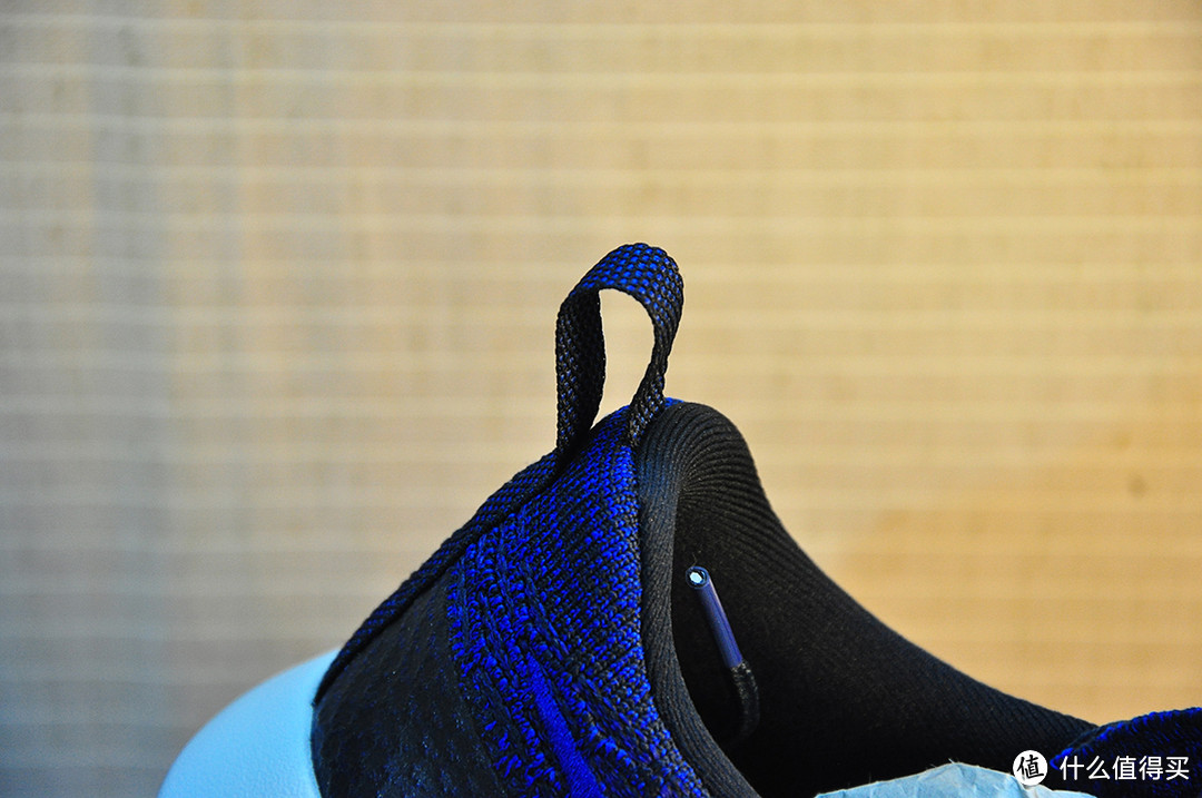 #本站首晒# 二言不合还露腿 — Nike roshe flyknit & Adidas zx750（附带真人秀）