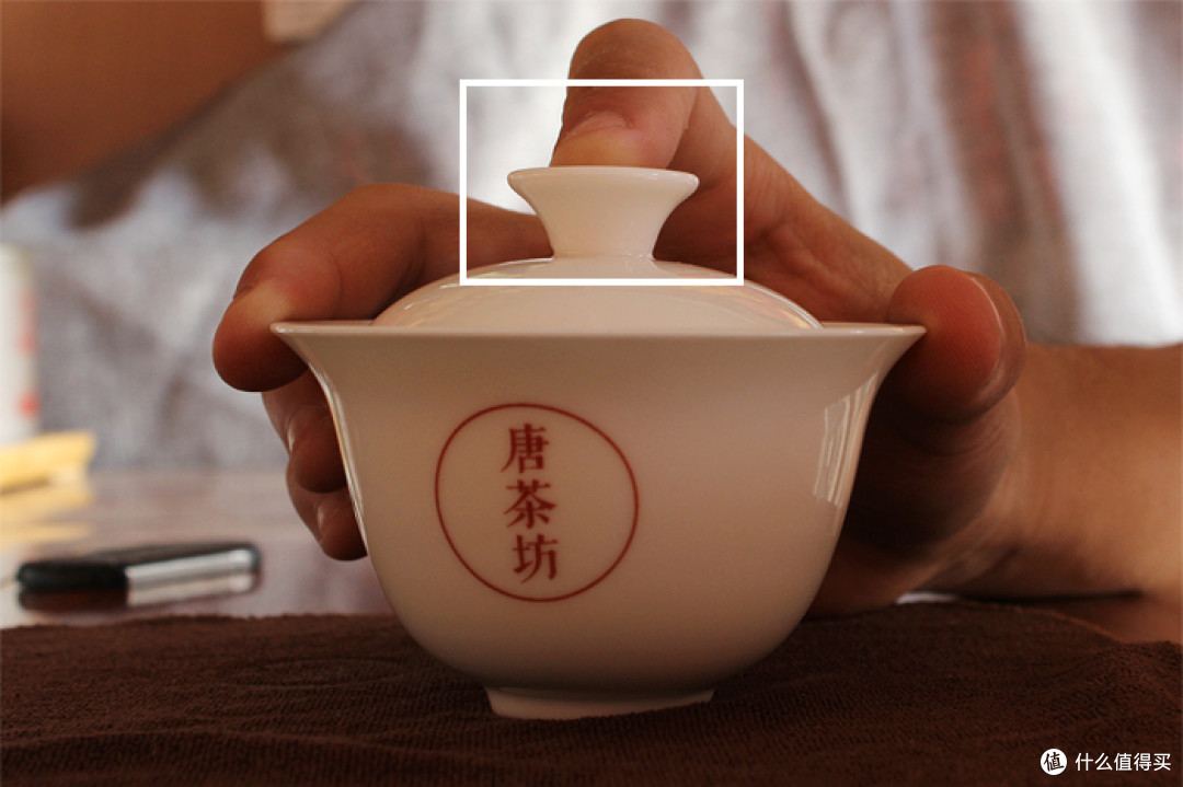 手把手教你选购并使用盖碗泡茶不烫手