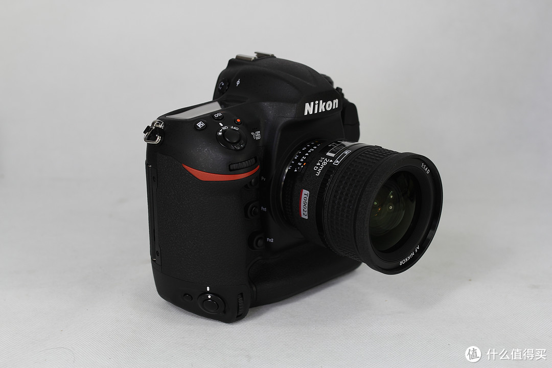 #本站首晒# Nikon 尼康 D5 旗舰单反相机及百变妖镜头