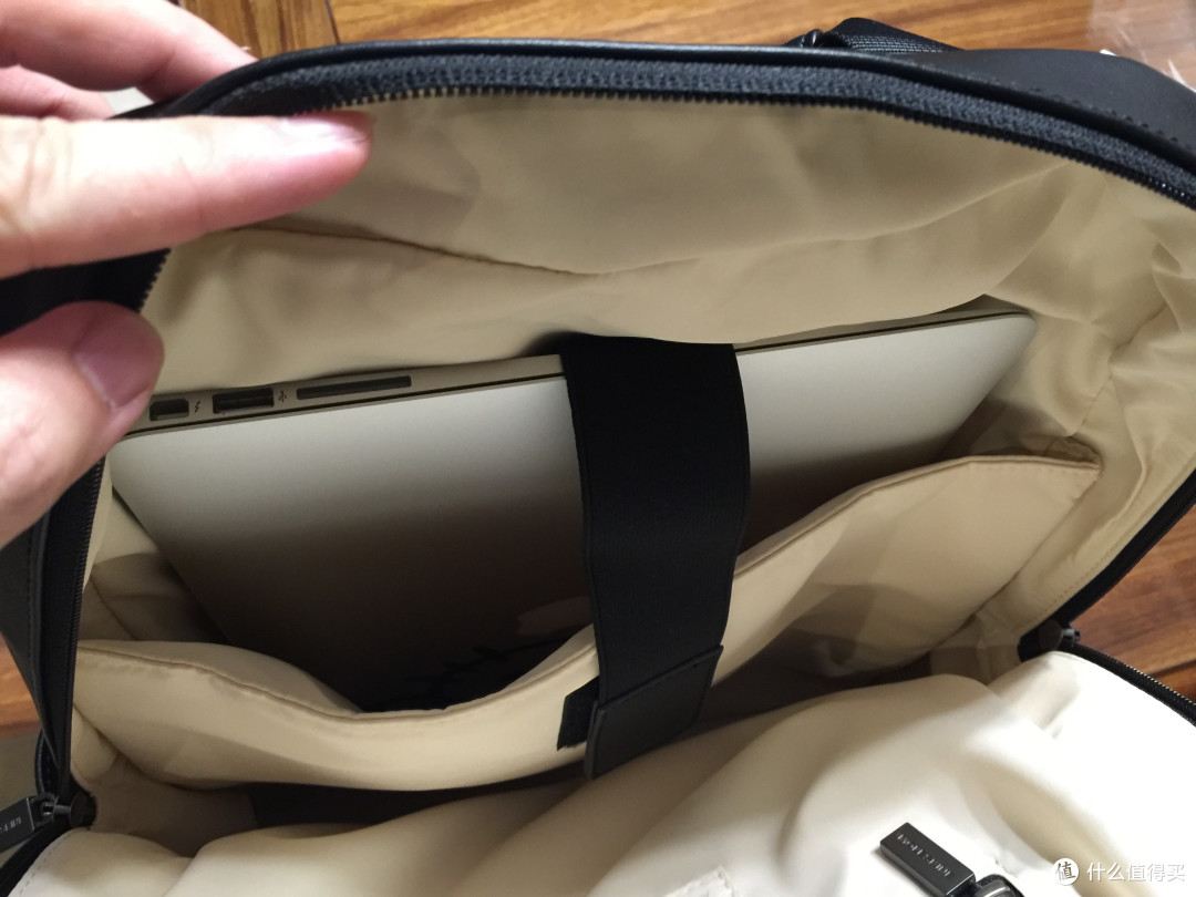 夏日出游前晒一发——Moleskine Rucksack 背包