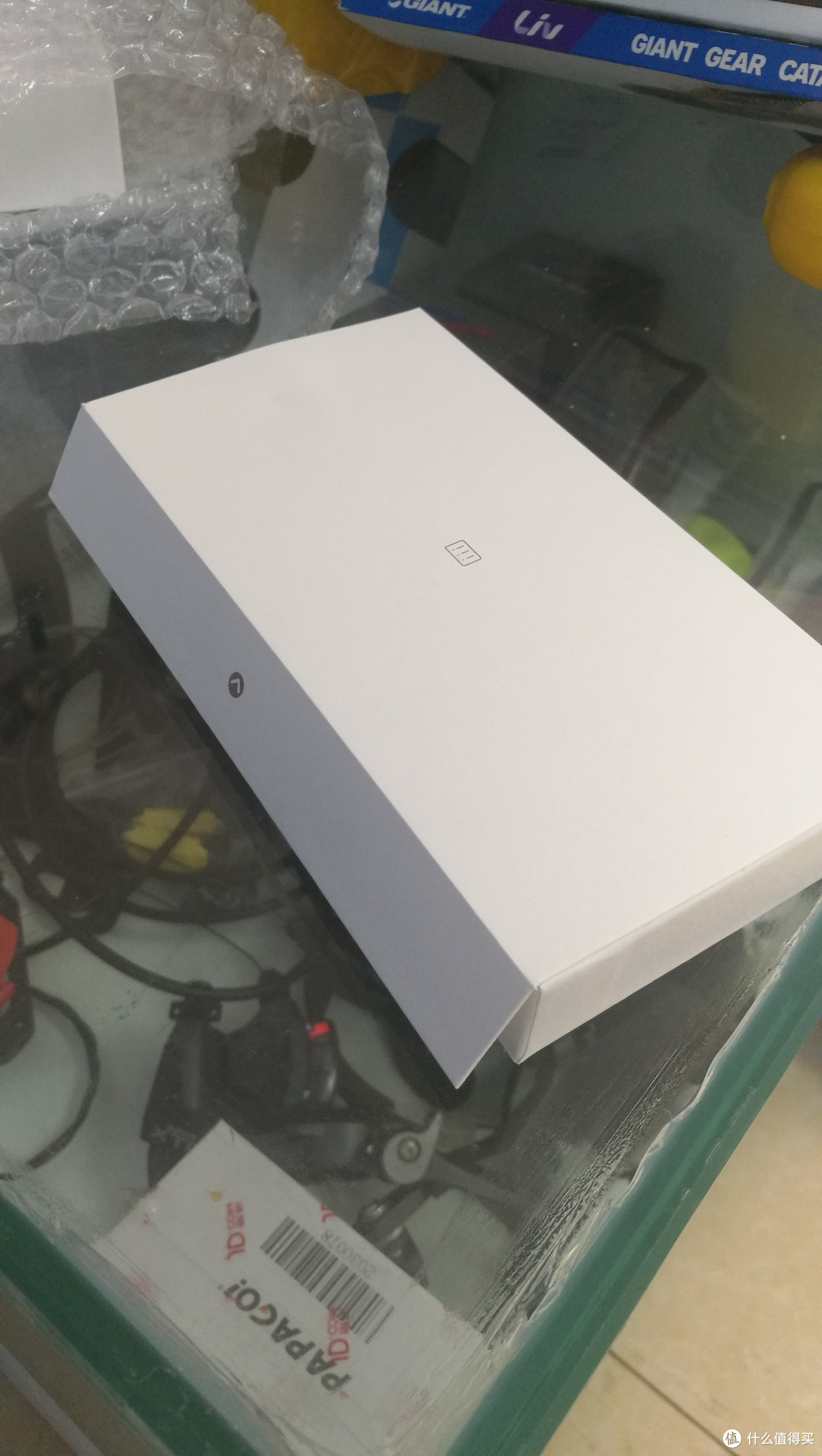 丢了MATE8,换掉V8,迎来华为P9:HUAWEI 华为 P9 简单开箱