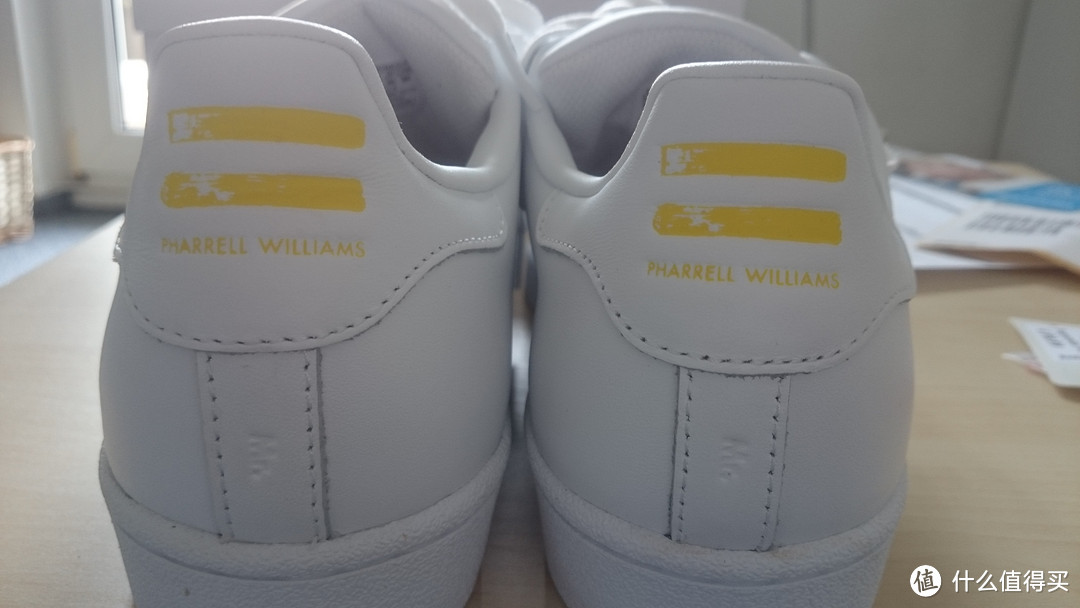 #原创新人# 德国夏季促销开端 白菜价：Adidas Originals Pharrell Williams 艺术家系列