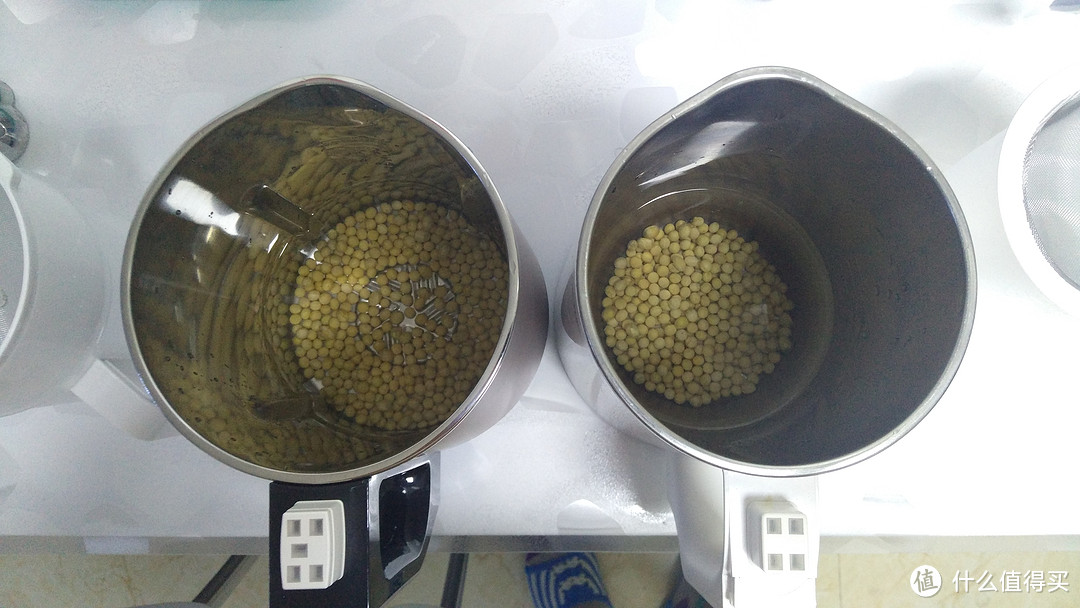 开箱使用对比：Midea 美的 HJ13K11 免滤双预约生磨豆浆机 vs Joyoung 九阳 DJ13B-D82SG 免滤豆浆机