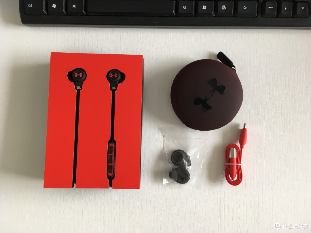 便携控之音乐篇—木耳的听响之路:JBL Under Armour 运动蓝牙耳机 内附真人兽