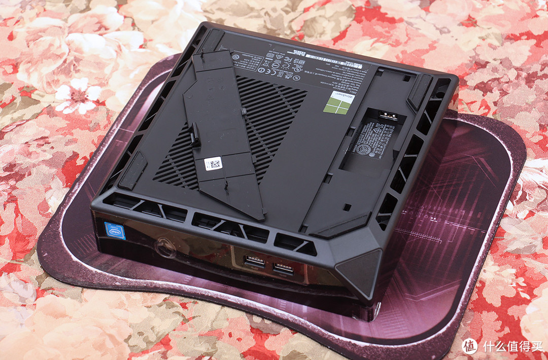 当之无愧的游戏小钢炮：Alienware Alpha R2 迷你游戏 PC  众测体验