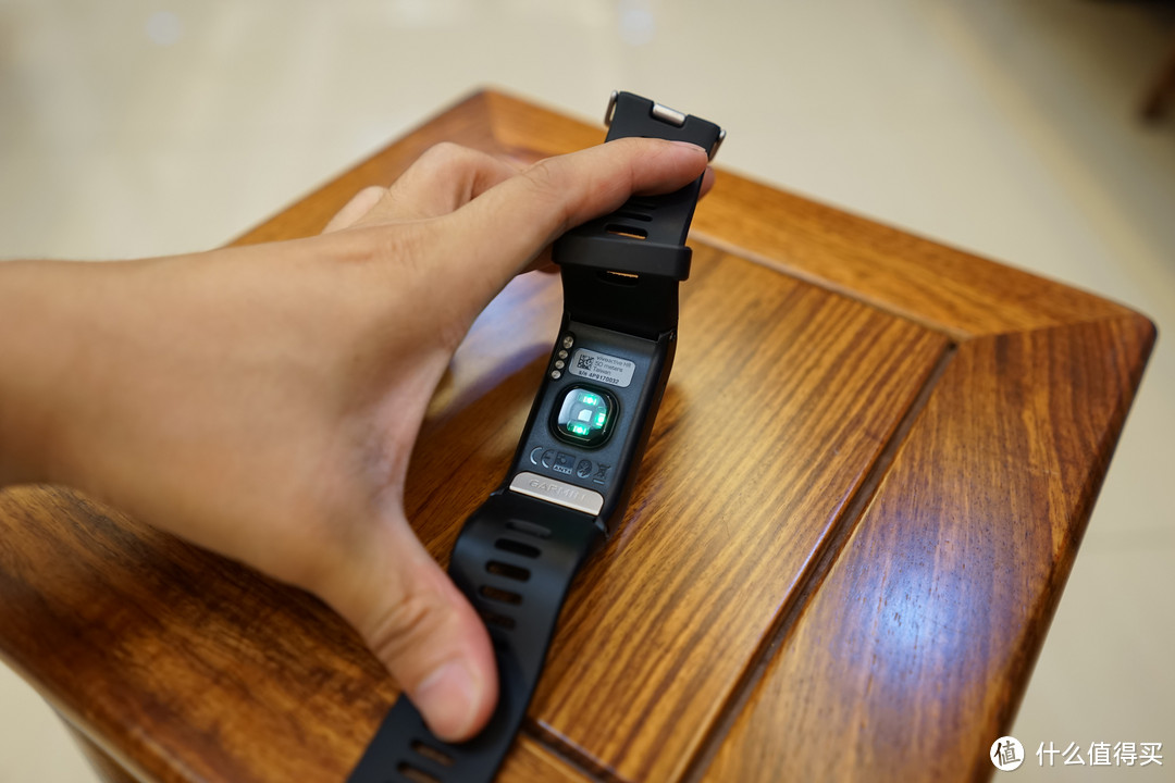 佳明VivoActive HR运动腕表——专注运动训练 制霸数据分析