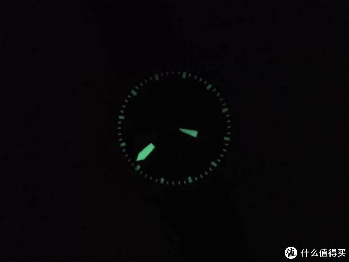 土豪金就要金到底：手表小白的 汉密尔顿 H64445595 换表带之旅