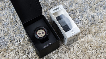 SUUNTO 颂拓 AMBIT3 RUN 运动手表 和 SCOSCHE Rhythm+心率带 开箱及与 AMBIT2 简单对比