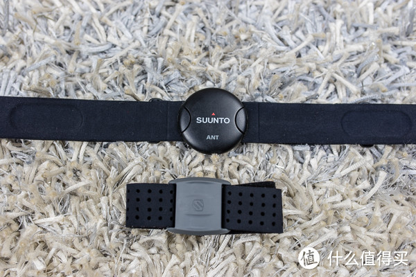 SUUNTO 颂拓 AMBIT3 RUN 运动手表 和 SCOSCHE Rhythm+心率带 开箱及与 AMBIT2 简单对比