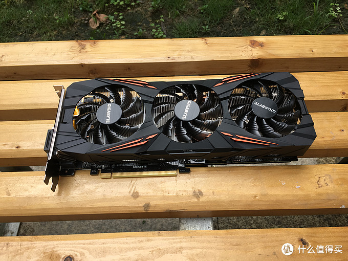 【这是测评】#我的显卡# 核爆危险！GTX1070的对决！映众超极冰龙VS技嘉G1