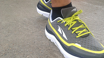 Altra Paradigm 1.5 男款极致缓震跑鞋使用总结(回弹|减震|舒适度|透气)