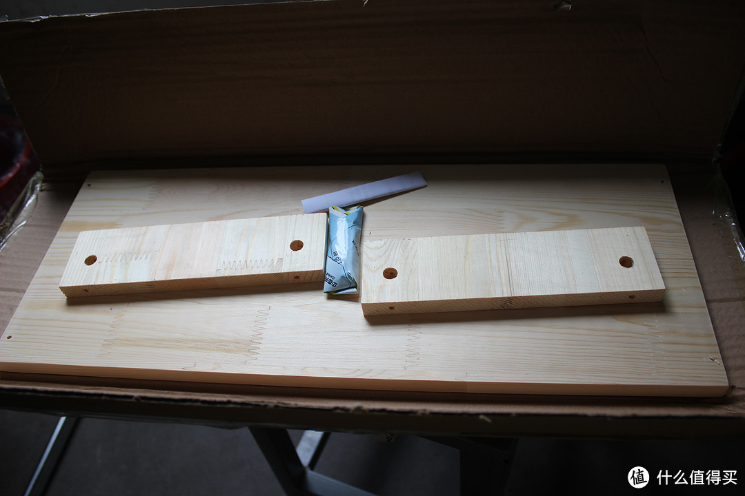 桌面空间大作战——实木小木桌的购买与轻微修整