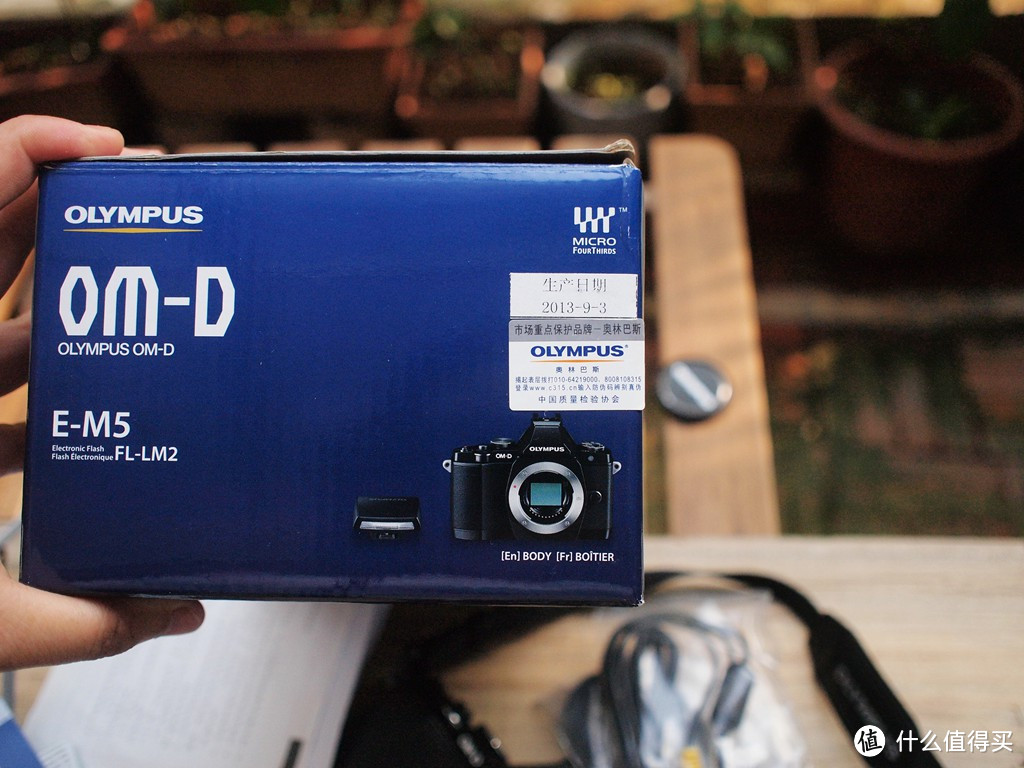 迟晒的生日礼物：OLYMPUS 奥林巴斯 OM-D E-M5 单电相机