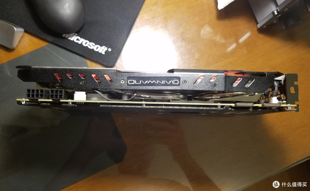 可以买到的最短的双扇 GAINWARD 耕升 GTX 1070 显卡 开箱+简单测试