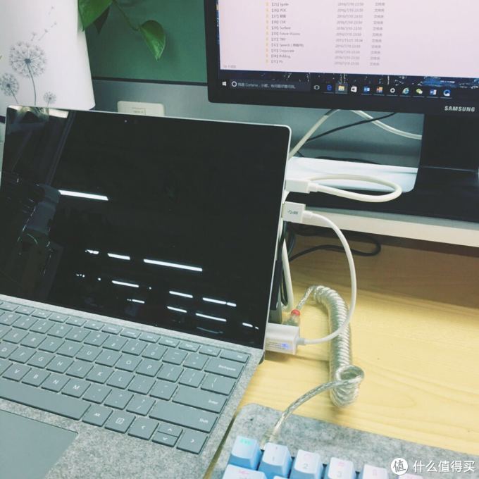 Microsoft 微软 Surface 平板电脑 到手后,买这些配件就够了
