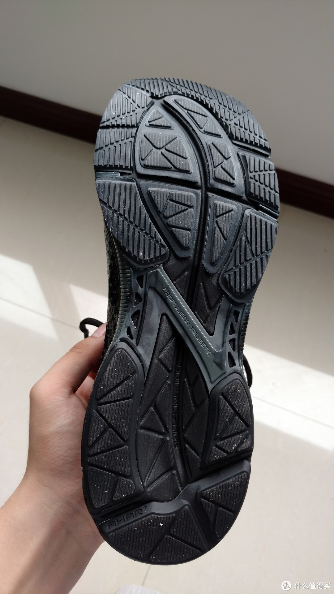 ASICS 亚瑟士 Gel-Noosa Tri 11 （黑色）男款竞速跑鞋开箱晒单