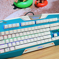 从宜博电竞馆吸引过来的产物——E-3LUE 宜博 K729 机械键盘 开箱分享