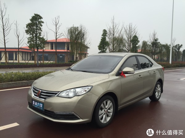 新晋奶爸10w内经济适用车 篇一:荣威360 半年驾驶感受