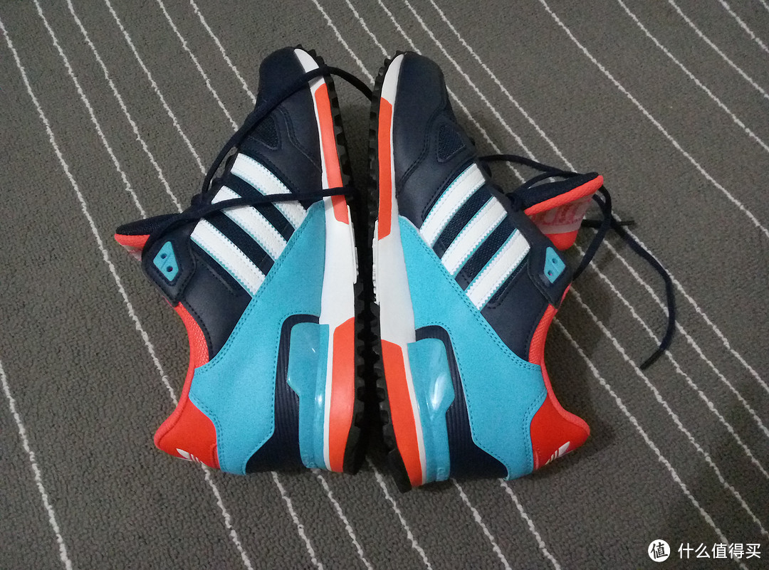 #原创新人# Adidas 阿迪达斯 三叶草 ZX750 经典休闲鞋 晒单