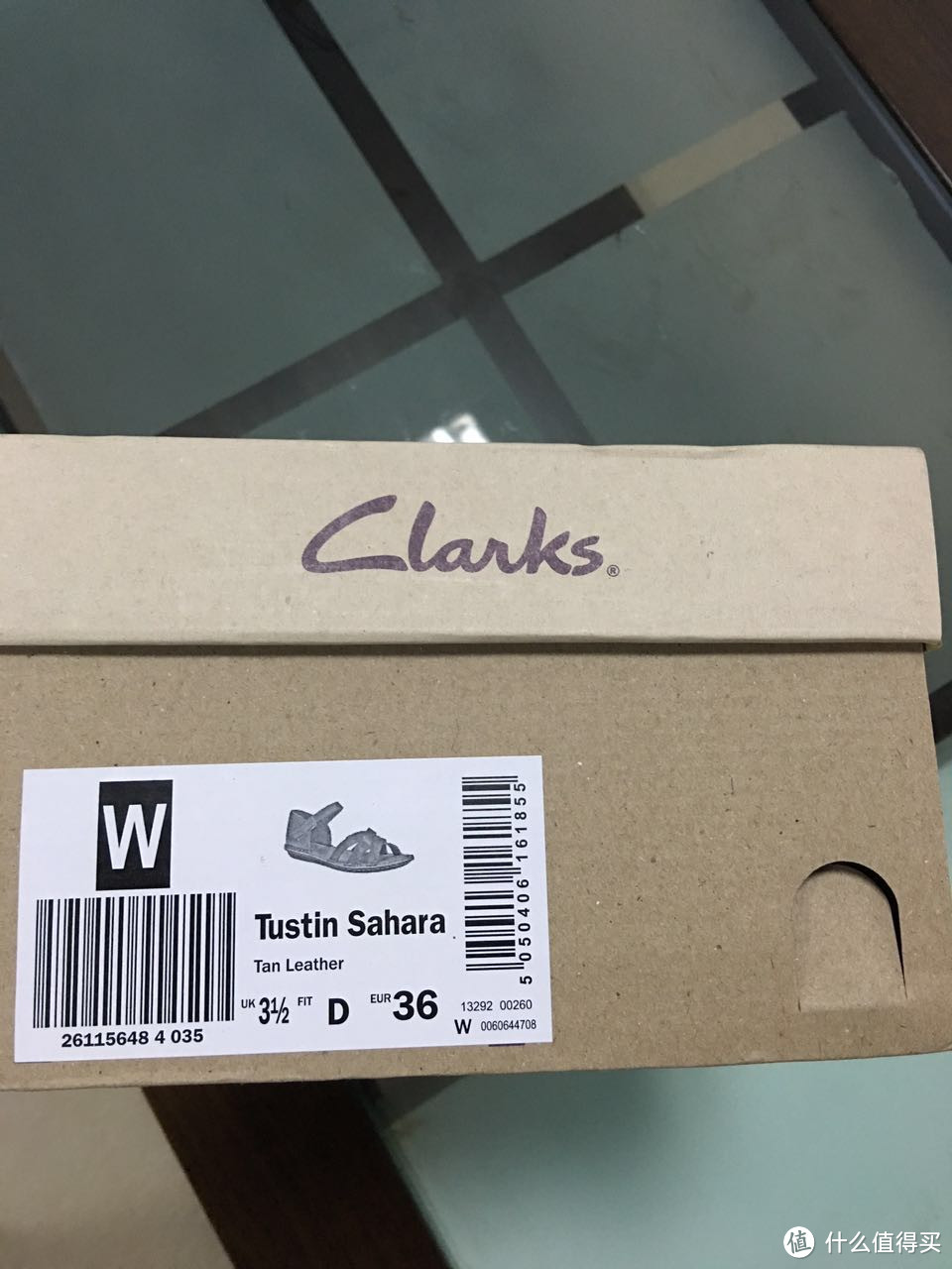 清凉一夏 — 送给婆婆的Clarks Tustin Sahara 凉鞋