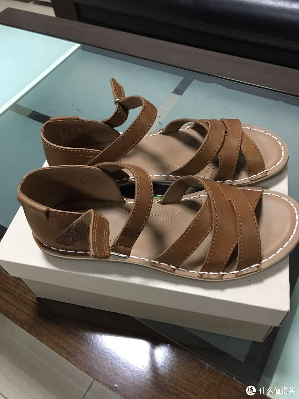 清凉一夏 — 送给婆婆的Clarks Tustin Sahara 凉鞋