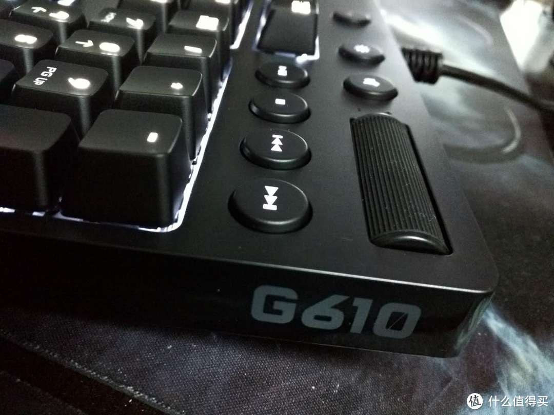 #原创新人#机械键盘之被国产轴毒害的小白——嘎嘣脆轴与Logitech 罗技 G610 青轴键盘 开箱