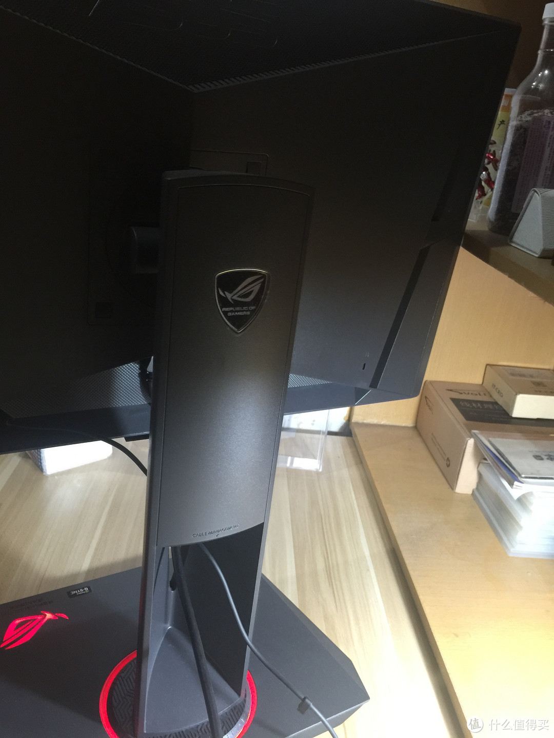 一块鼠标垫引发的血案：ASUS 华硕 PG279Q 显示器 开箱&使用感受