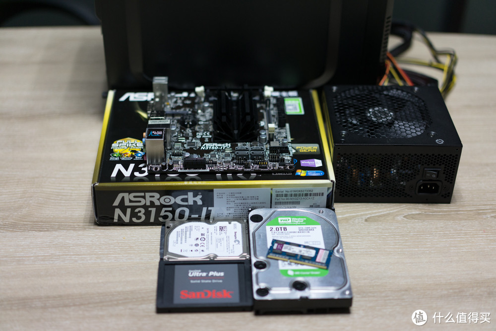 本想装个路由器，最后给装成了NAS：ASRock 华擎 N3150-TX 家庭服务器 搭建小记130*1.5