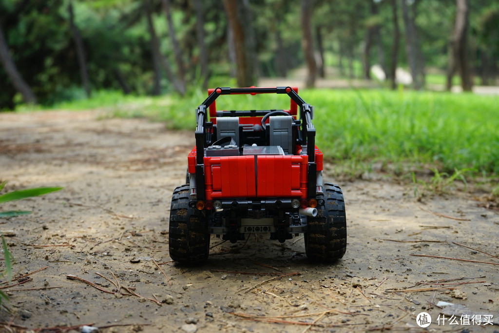 遥控乐高拼拼乐 — LEGO 乐高 荒川 丰田 FJ40 越野车