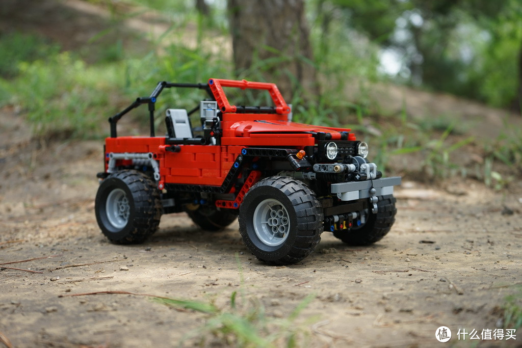 遥控乐高拼拼乐 — LEGO 乐高 荒川 丰田 FJ40 越野车