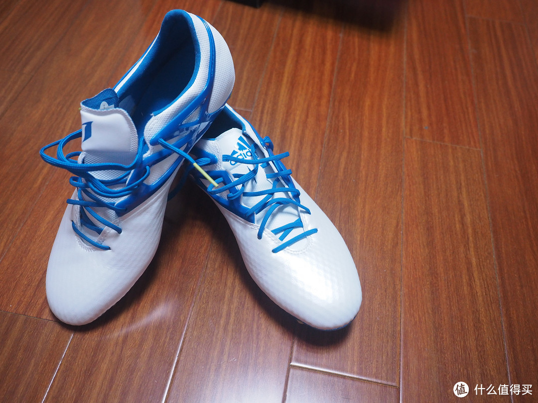 老婆恩准：白菜价 adidas 阿迪达斯 MESSI 15.1 AG\FG *级足球鞋