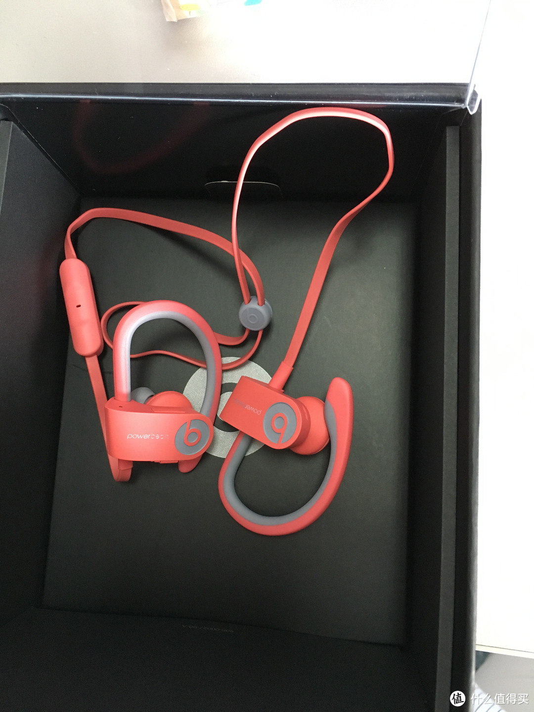 潮流配饰还是运动装备？——骚粉的Beats Powerbeats2 Wireless 入耳式耳机 购买及体验