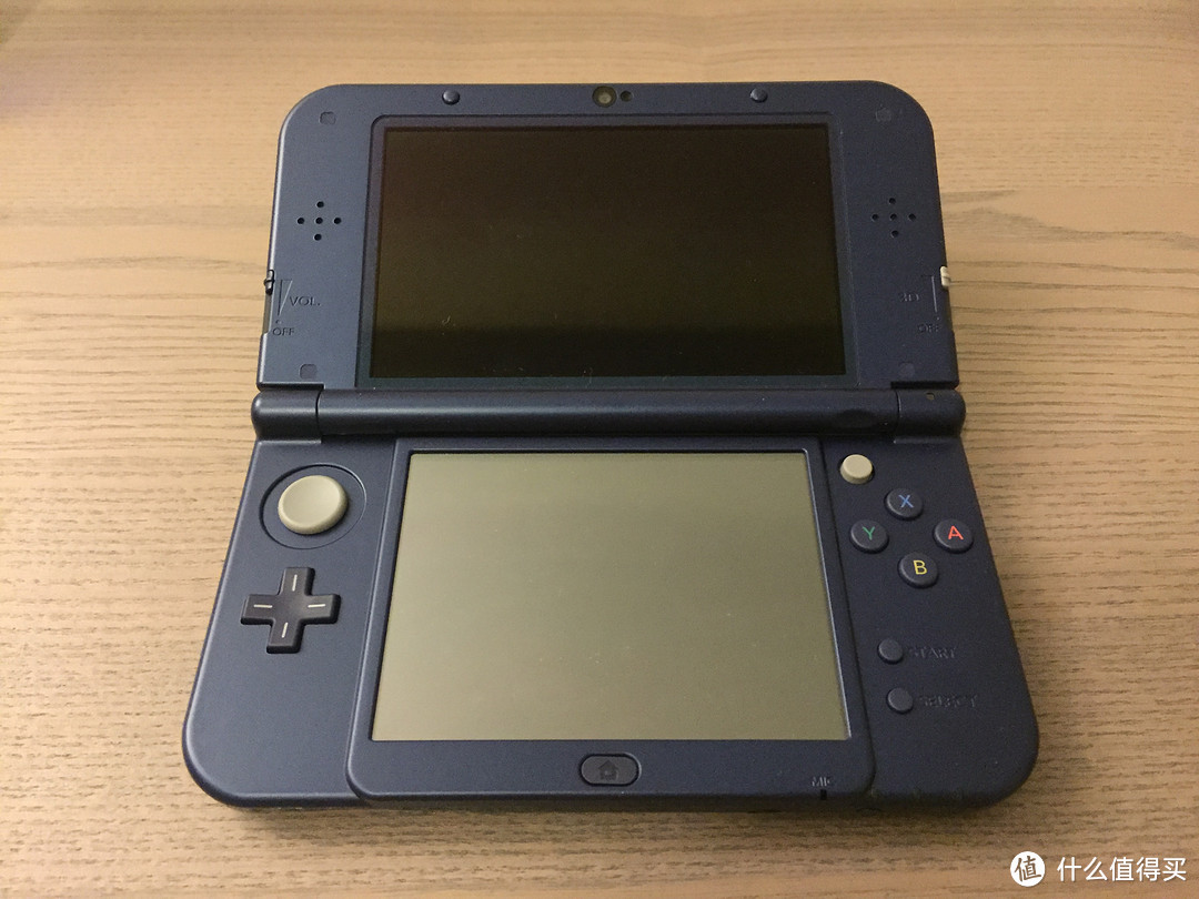 #本站首晒# 《怪物猎人》限定款：Nintendo 任天堂 New 3DS LL 掌上游戏机 开箱